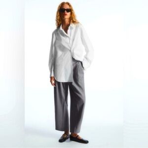 COS pleated wide leg pants sz 4 or 14” waist / 27” inseam
